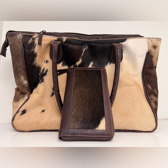 Cow Hide Purse Real Fur with Matching Wallet - Picture 5 of 6